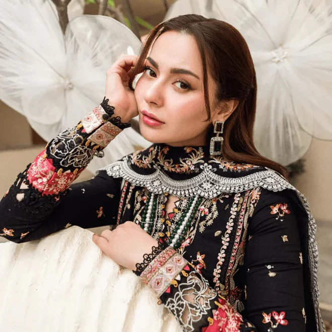 QALAMKAR - 3PC Dhanak Embroidered Shirt with Dhanak Embroidered Dupatta and Trouser - BFA0007 - Image 6