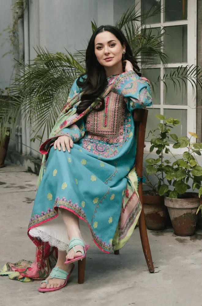 ZARA SHAHJAHAN - 3PC Lawn Embroidered Shirt with Chiffon Printed Dupatta and Trouser - BFA00410 - Image 4