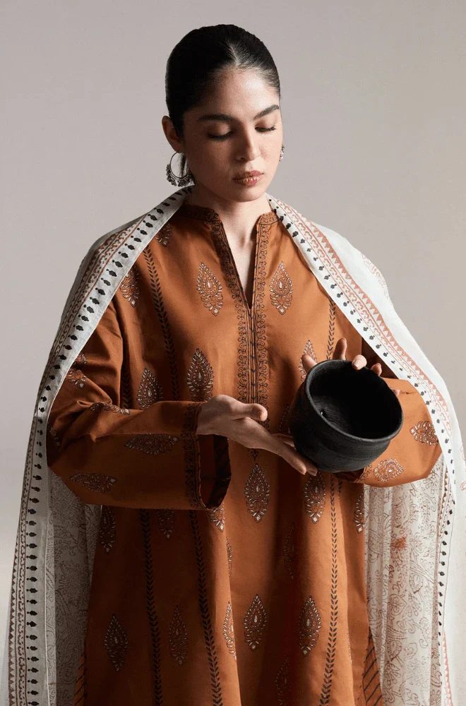 Zara Shahjahan - 3PC Lawn Embroidered Shirt with Monar Printed Dupatta and Trouser - BFB0307 - Image 4