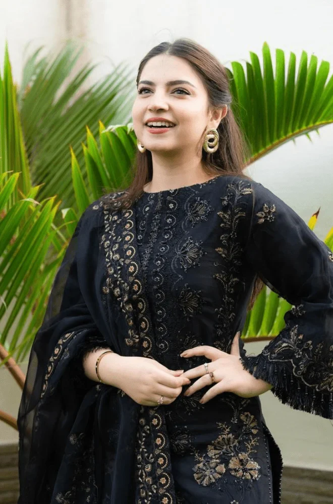ALKARAM - 3PC Lawn Embroidered Shirt with Chiffon Embroidered Dupatta and Trouser - BFU00010 - Image 4