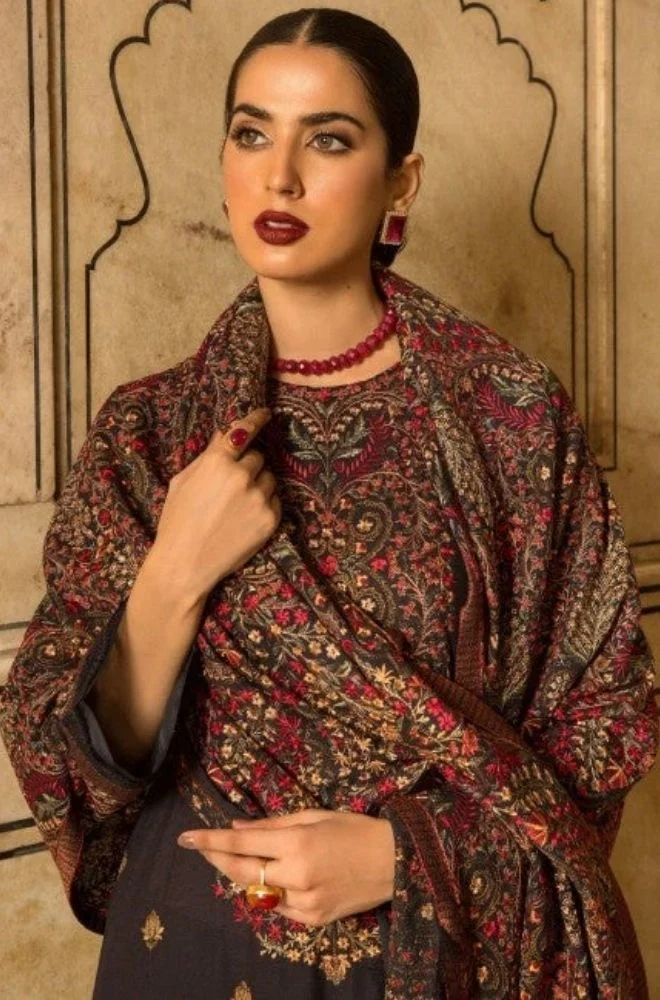 Bareeze - 3PC Dhanak Embroidered Shirt with Dhanak Embroidered Dupatta and Trouser - BFB0469 - Image 2