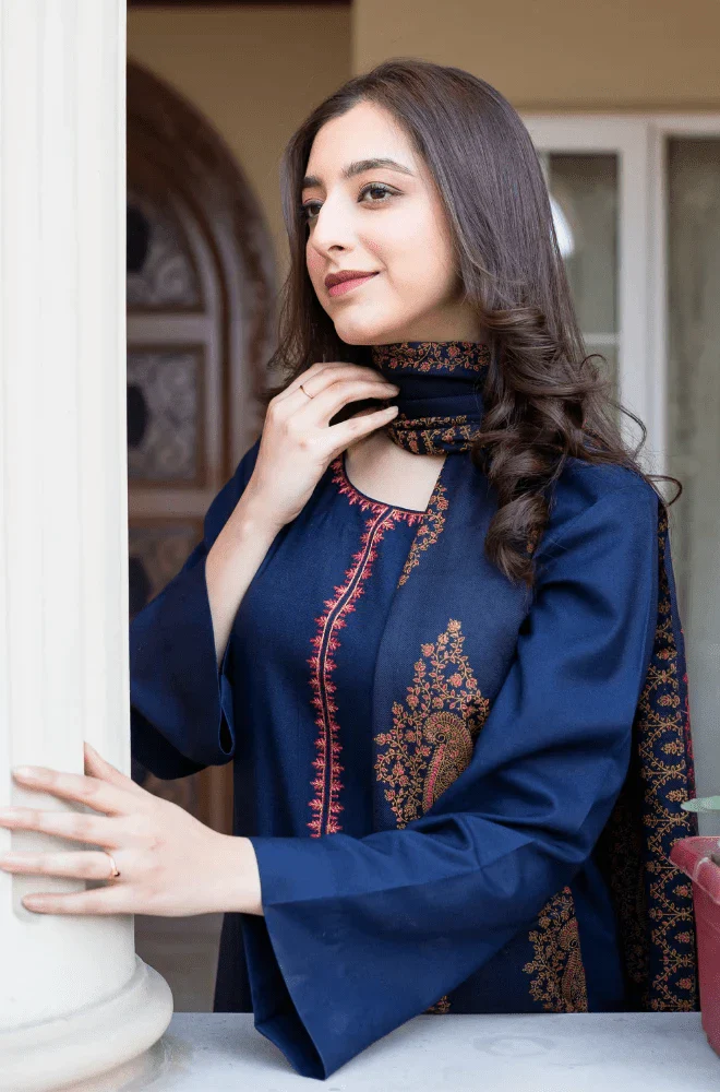 BAROQUE - Stitched 3PC Dhanak Embroidered Shirt with Dhanak Printed Dupatta and Trouser – RTW020 - Image 3