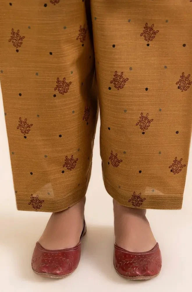 BAROQUE - 3PC Khaddar Printed Shirt with Khaddar Printed Dupatta and Trouser - BFB0584 - Image 4