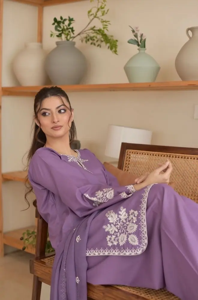 Batik - 3PC Summer Lawn Embroidered Shirt with Chiffon Embroidered Dupatta and Trouser - BFB0791 - Image 4