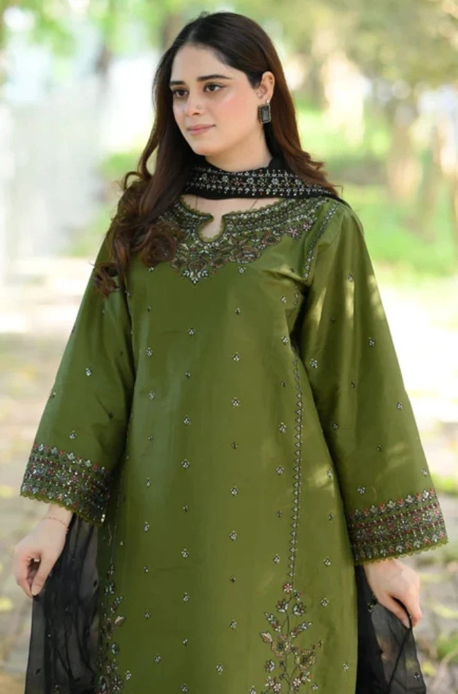 BATIK - 3PC Lawn Embroidered Shirt with Chiffon Embroidered Dupatta and Trouser- BFB04520 - Image 6