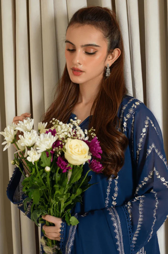 Agha Noor - 3PC Dhanak Embroidered Shirt with Dhanak Embroidered Dupatta and Trouser - BFB0417 - Image 4