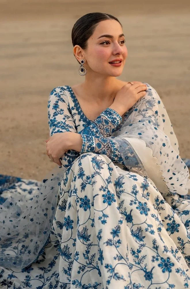 FAIZA SAQLAIN - 3PC Lawn Digital Printed Frock with Chiffon Printed Dupatta and Trouser - BFB0814 - Image 4
