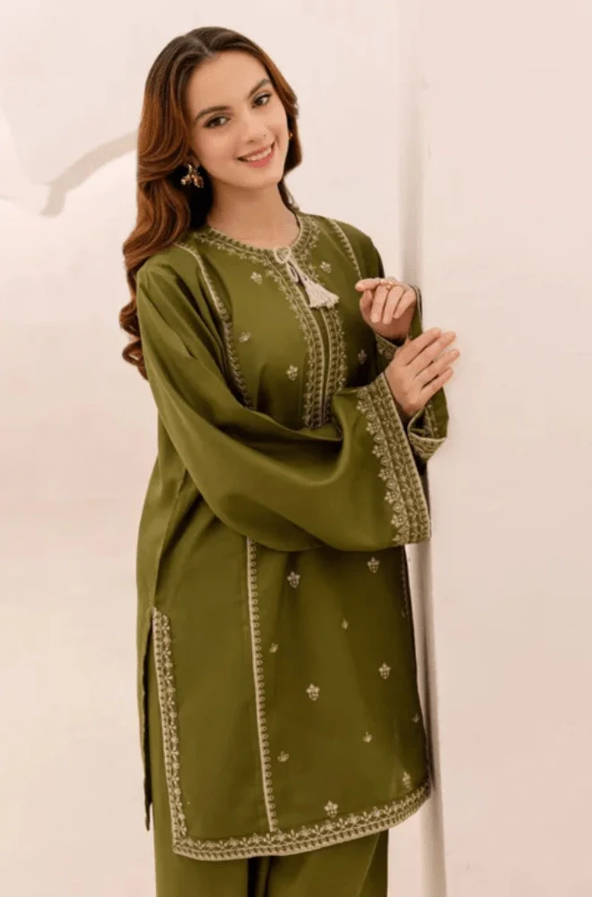 AGHA NOOR - 2PC Dhanak Embroidered Shirt and Trouser - BFB0460 - Image 4