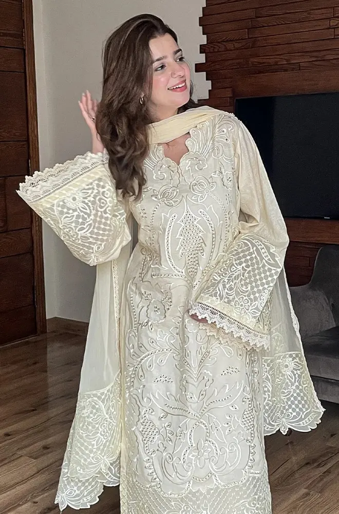 SHANZAY - 3PC Lawn Embroidered Shirt with Chiffon Embroidered Dupatta and Trouser - BFB0653 - Image 2