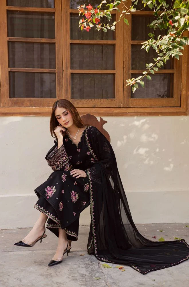 BATIK - 3PC Lawn Embroidered Shirt with Chiffon Embroidered Dupatta and Trouser - BFB0731 - Image 5