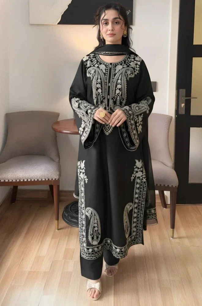 MARINA - 3PC Lawn Embroidered Shirt with Chiffon Embroidered Dupatta and Trouser - BFB0741