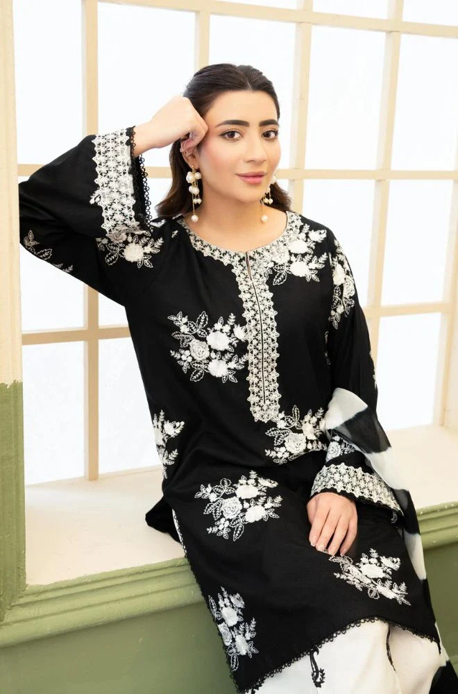 ZARA SHAHJAHAN - 3PC Lawn Embroidered Shirt with Chiffon Embroidered Dupatta and Trouser - BFB0748 - Image 8