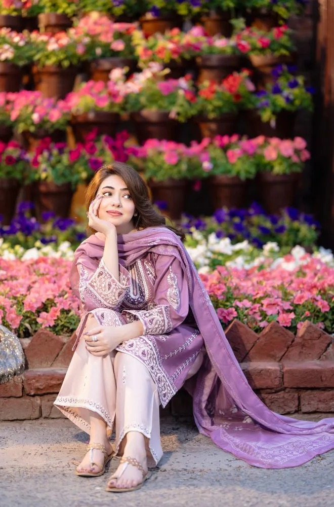 Urge - 3PC Lawn Embroidered Shirt with Chiffon Embroidered Dupatta and Trouser - BFB0755 - Image 5