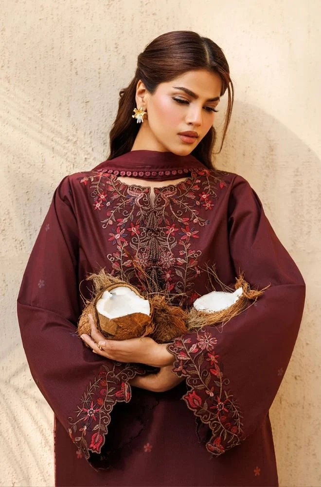 IZNIK - 3PC Summer Lawn Embroidered Shirt with Monar Printed Dupatta and Trouser - BFB0817 - Image 6