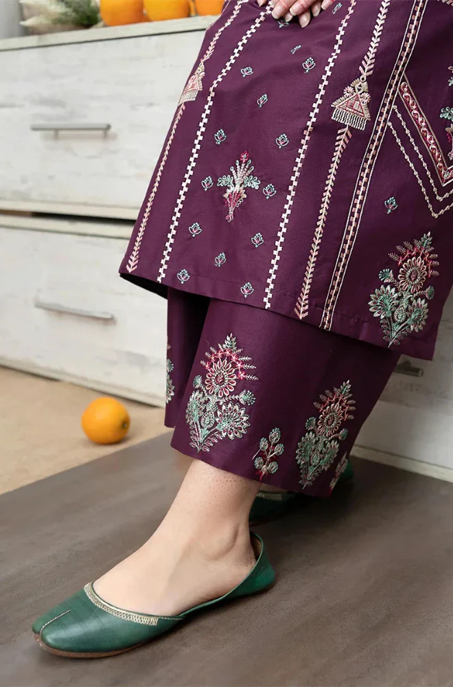 Urge - 3PC Dhanak Embroidered Shirt With Twill Printed Dupatta and Trouser - BFB0913 - Image 5