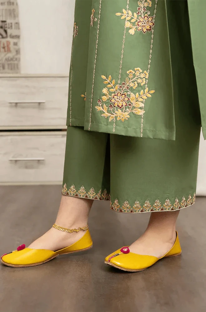URGE - 3PC Lawn Embroidered Shirt with Lawn Printed Dupatta and Trouser - BFB0596 - Image 4