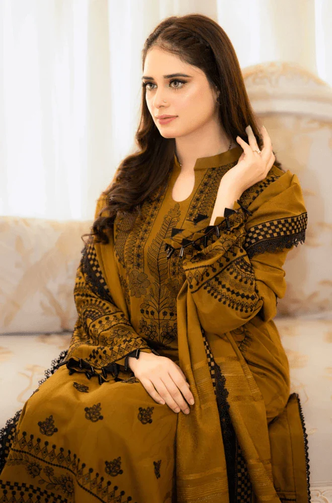 URGE - 3PC Lawn Embroidered Shirt with Chiffon Embroidered Dupatta and Trouser - BFA00270 - Image 6