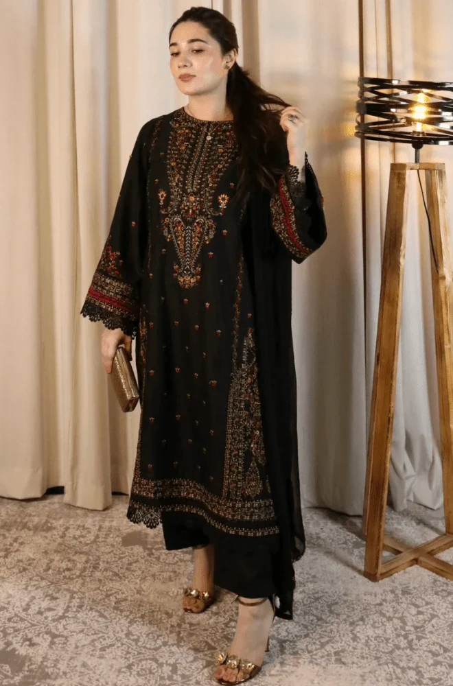 ALKARAM - 3PC Lawn Embroidered Shirt with Chiffon Embroidered Dupatta and Trouser - BFB0453