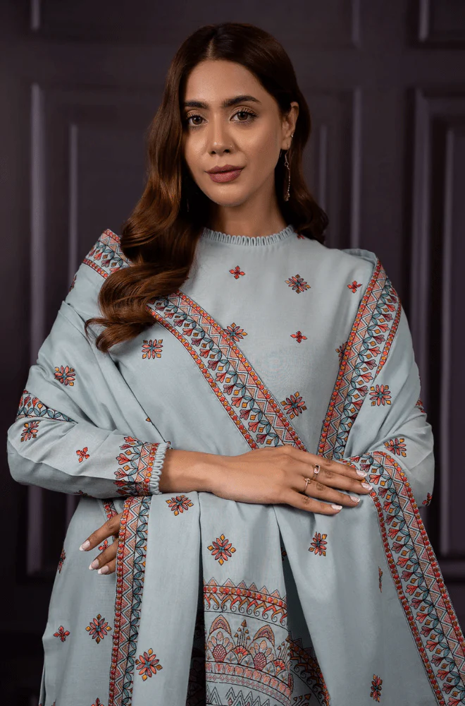 Kayseria - 3PC Dhanak Embroidered Shirt with Dhanak Embroidered Dupatta and Trouser - BFB0448 - Image 3