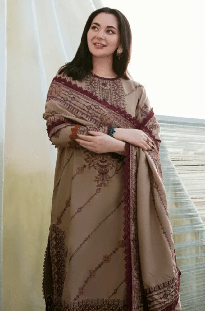 ZARA SHAHJAHAN - 3PC Dhanak Embroidered Shirt with Dhanak Embroidered Dupatta and Trouser- BFB0449 - Image 4