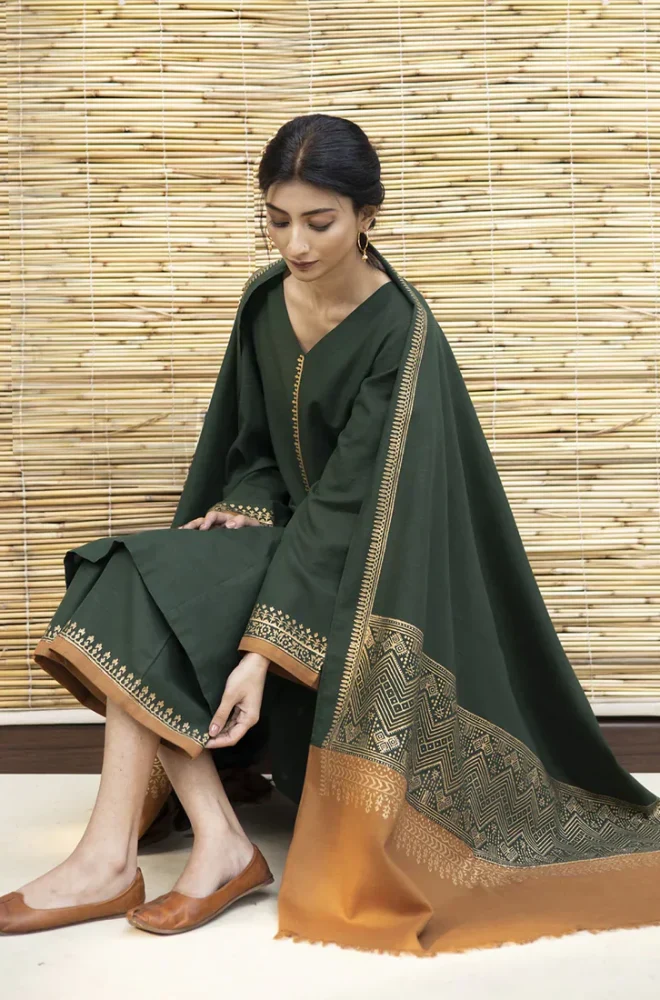 ZARPASH - 3PC Dhanak Embroidered Shirt With Wool Embroidered Dupatta and Trouser - BFB0875 - Image 2